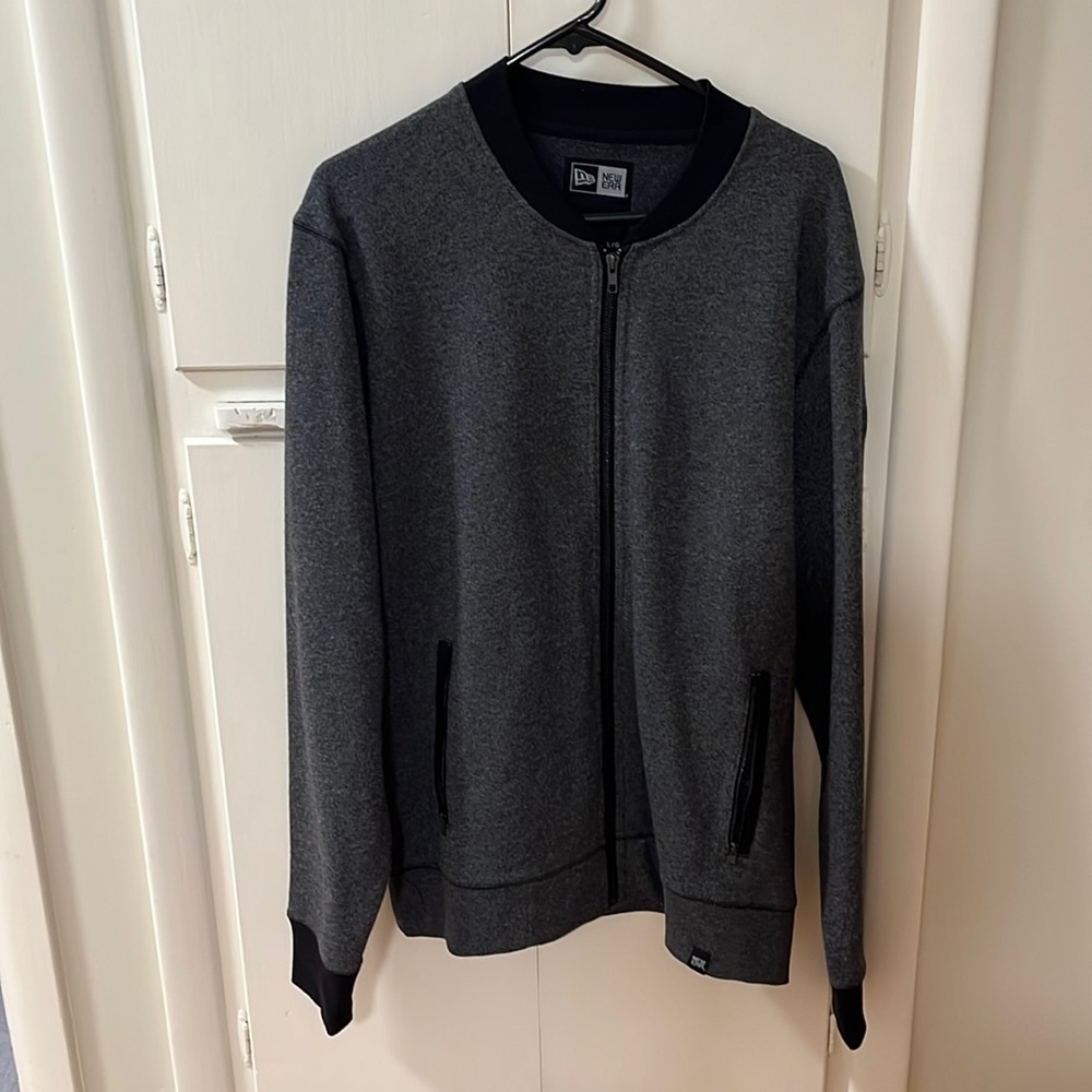 New Era Crew Zip Up Size Large